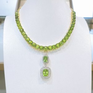Very beautiful Mogok Baengkaw green stone 3 Ways design pendant