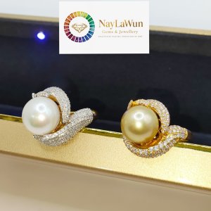 Rings made with pearls and diamonds