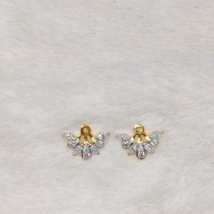 Colombian emerald and diamond earrings