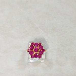 Newly released Moekoet natural ruby ​​ring.
