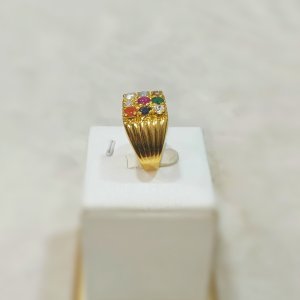 Nine-pointed star ring